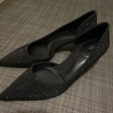 ZARA 블랙 펌프스 39 사이즈
