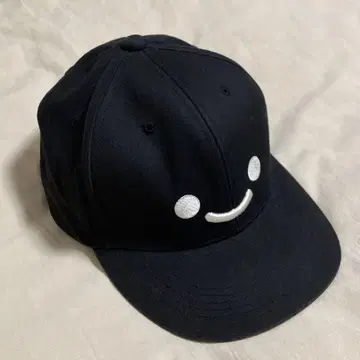 CUNE/캡 자수 장식 모자