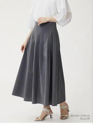 [ PLST ] 하이 스트레치 나일론 턱 플레어 스커트