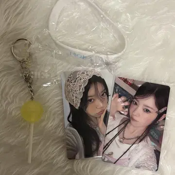 ILLIT 모카 트레이딩 카드 키링 러버 밴드