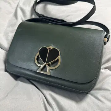 kate spade new york / 니콜라 / 그린