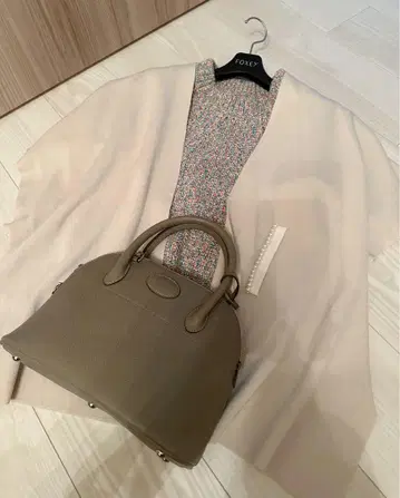 총액이 꽤 됩니다 성인 고급 의류 세트 bag 포함