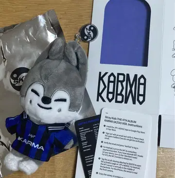straykids KARMA SKZOO Ver. 울프 찬 방찬