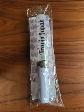 Travis Japan 2019 응원봉 선물