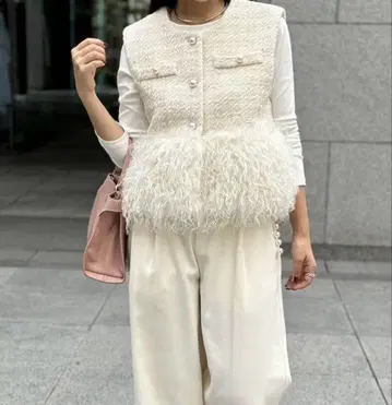 GLAMOROUS GARDEN 퍼 베스트 [ 택 포함 새상품 ]