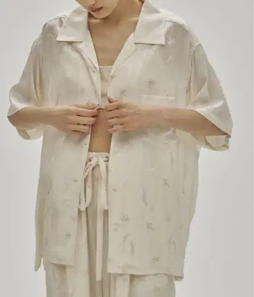 todayful Swallow Satin Shirts 스와로 새틴 셔츠