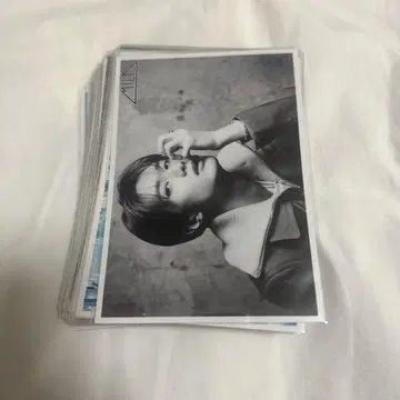 야마나카 유타로 생사진 30장 묶음 판매