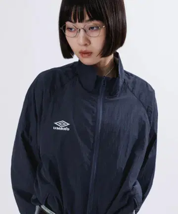 엄브로 벨퍼뮤 별주 트랙 자켓 24ss