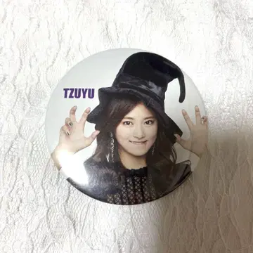 twice one more time helloween 캔뱃지 쯔위