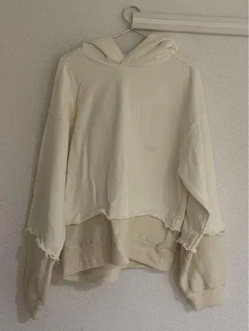 MAISON SPECIAL 후디