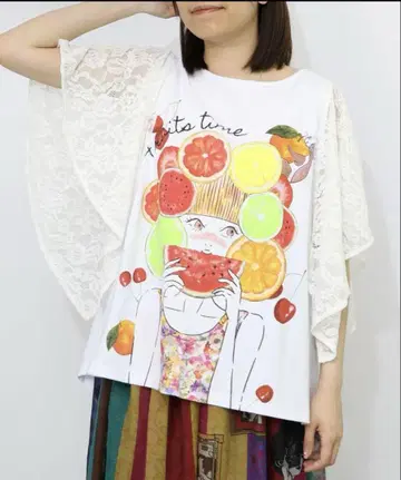 스칼라 플루티한 여아 레이스 절개 T셔츠