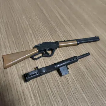 건담 프라모델 부품 2