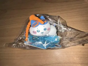 치이카와(먼작귀) miniso 중국 한정판 폭염의 여름 키링 하치와레