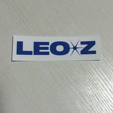 come closer 스티커 LEO