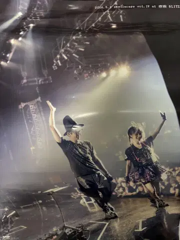 GARNiDELiA 포스터