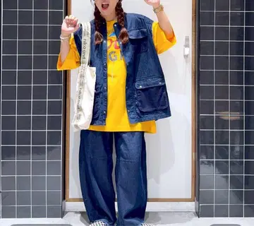 인기 스태프 착용 데님 베스트