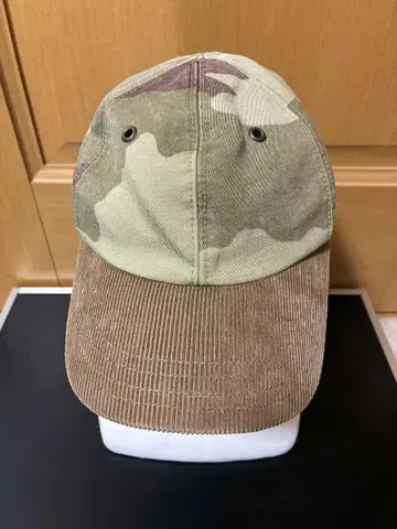 A.P.C 코듀로이 캡 M 새상품급