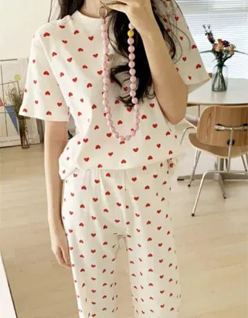 하트 무늬 리브 소재 룸웨어 상하의 세트