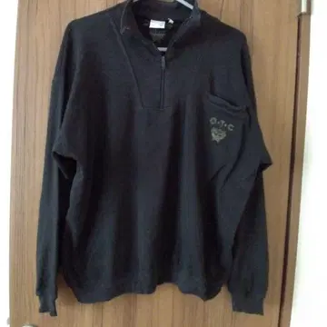 MCM 트레이닝복 블랙 하프 지퍼 스웨트