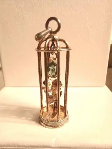 새장형 펜던트 목걸이 클로버