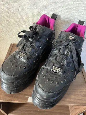 요스케 yosuke 통굽 스니커즈 27cm 가격 인하했습니다.