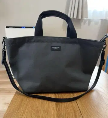 스탠다드 서플라이 숄더백 토트백xs