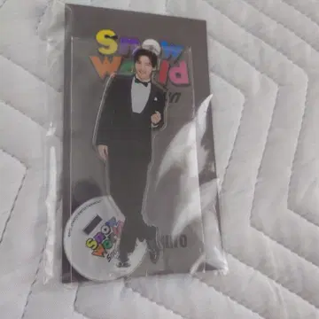 Snow World 아크릴 스탠드 메구로 렌 메메