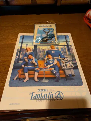 Fantastic 4 First Steps 팜플렛과 키링 세트