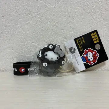 오사카 간사이 엑스포 블랙 미야쿠미야쿠 산리오 키티 흑백 키링