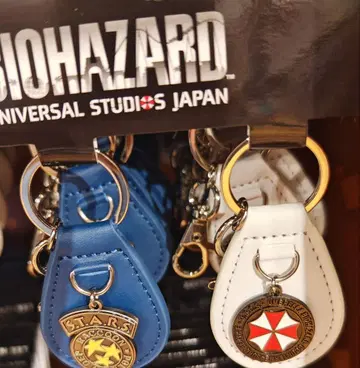 USJ 할로윈 2025 바이오하자드 키체인 세트