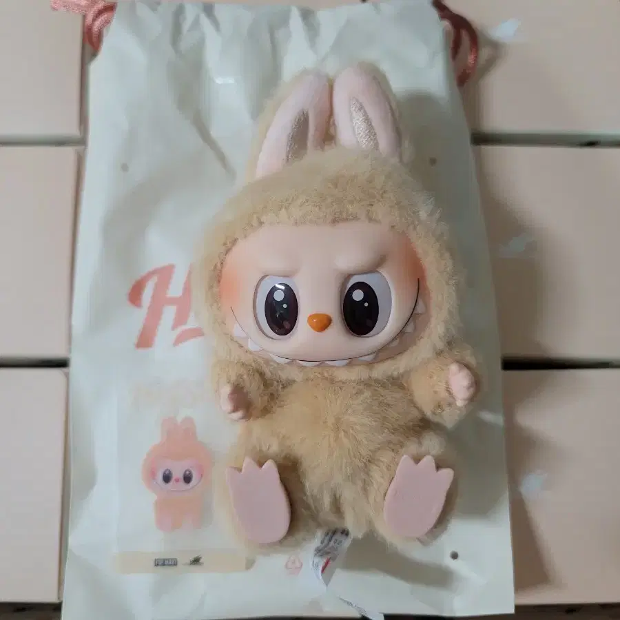 LABUBU | 라부부 Pop Mart Labubu Let's Play Together Doll LABUBU | 라부부 Pop Mart Labubu Let's Play Together Doll