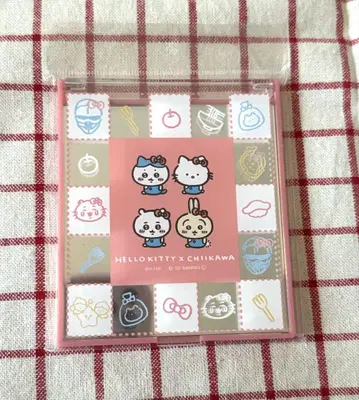 HELLO KITTY x CHIIKAWA 거울