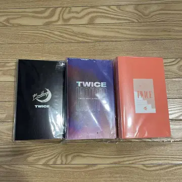 TWICE 미니 트레이딩 카드 케이스 세트