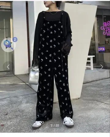 새상품 CIAOPANIC TYPY 꽃무늬 자수 벨로아 살로펫