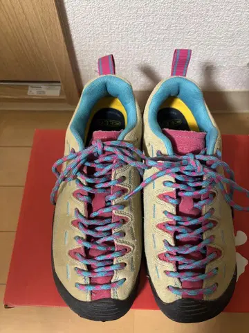 KEEN 스니커즈
