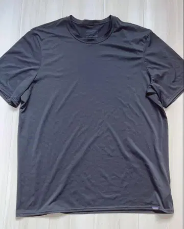 Patagonia 캐플린 베이스 레이어 데일리 T셔츠 L 블랙