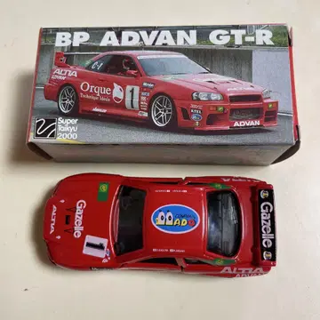 토미카 아이아도 특주 닛산 스카이라인 GT-R R34