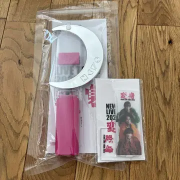 NEWS LIVE TOUR 2025 변신 응원봉과 아크릴 스탠드(전원)