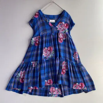 URBAN OUTFITTERS 에스닉 플라워 자수