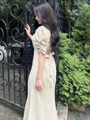 리젝시 백 오픈 머메이드 원피스