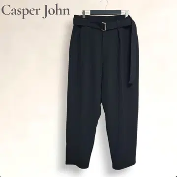CASPER JOHN 캐스퍼 존 드레이프 테이퍼드 벨트 팬츠