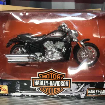 HARLEY-DAVIDSON 1/18