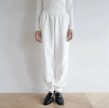 새상품 SeaRoomlynn 허리 개더 sweat 팬츠 화이트 M