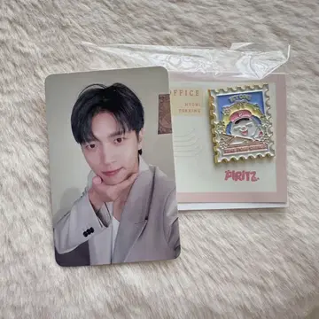 INFINITE 우현 핀 배지