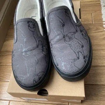 그라니프 라무초프스 슬립온 24cm 박스 있음