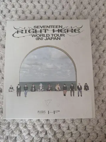 RIGHT HERE IN JAPAN Blu-ray SEVENTEEN
