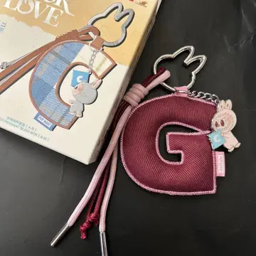 러브브 PIN FOR LOVE 알파벳 펜던트 O