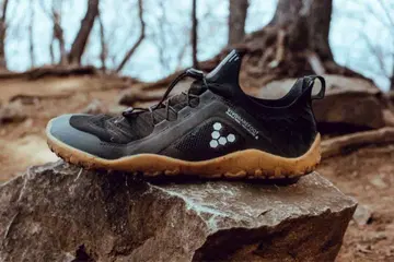 세일 [ 사이즈 37 ] Vivobarefoot 프라이머 레일 니트 FG