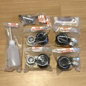 F1- 04079 04082 04084 04088 04098 04100