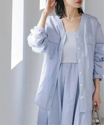 NOBLE 노블 [세탁 가능] 라미 시어 V 칼라 셔츠